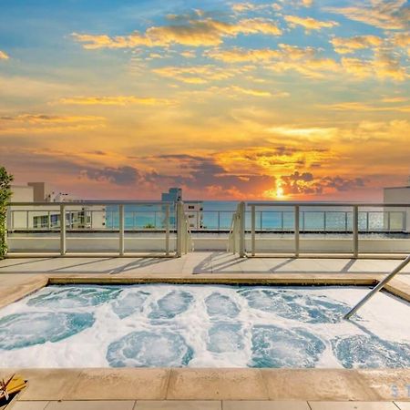 Beachfront Resort - Hot Tub & Pool- Near Beach Hollywood Eksteriør bilde